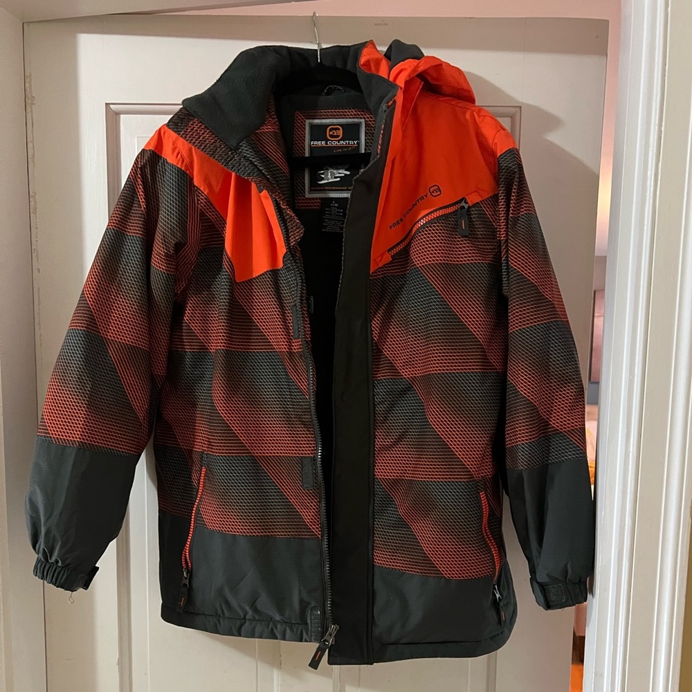 Boys’ size Large (14/16) Free Country Sphere Snowboard Jacket Team Orange